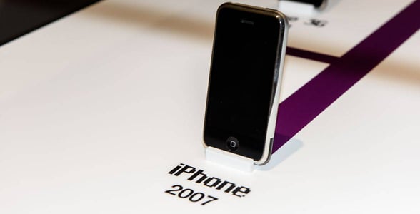 Photo of an iPhone from 2007