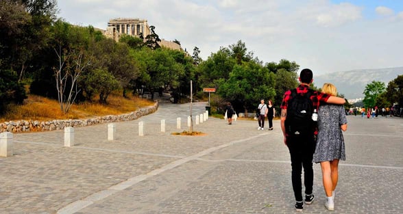 Photo of couples on Alternative Athens tour