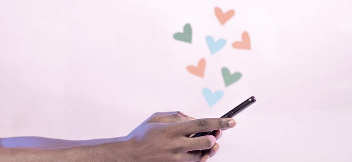 online dating hands and phone online dating hands and phone