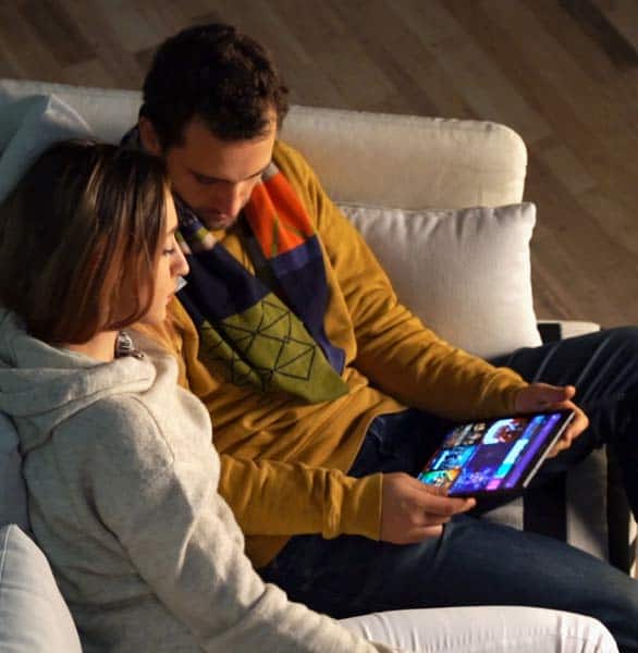 Photo of a couple using Stremio Photo of a couple using Stremio