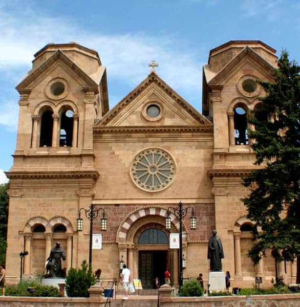Photo of a cathedral in Santa Fe Photo of a cathedral in Santa Fe