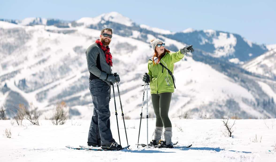 Photo of a couple skiing in Park City Photo of a couple skiing in Park City