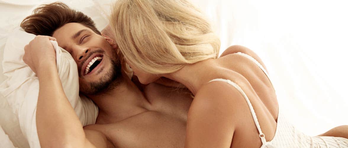 Photo of a couple hooking up Photo of a couple hooking up