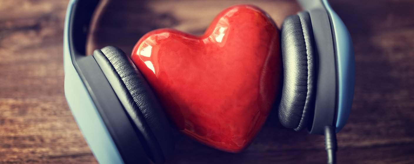 10 Best Dating Podcasts of 2024